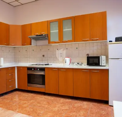 Stan 40 m², Rijeka Centar - adaptiran i namješten - 2