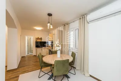 Stan 58 m², Poluotok Zadar, potpuno renoviran