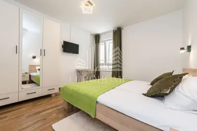 Apartment 58 m², Poluotok Zadar, completely renovated - 13