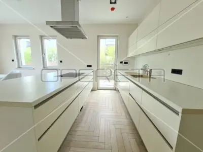 Najam, Kuća, Blato, Jurja Njavre, Dvojni objekt, 323 m² - 2