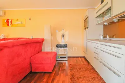 Umag, Wohnung in Top-Lage 100 m vom Meer! - 6