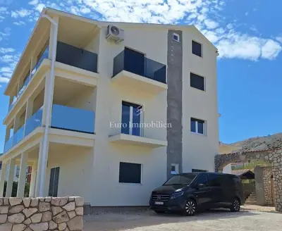 Pag - apartment with two terraces and sea view - 14