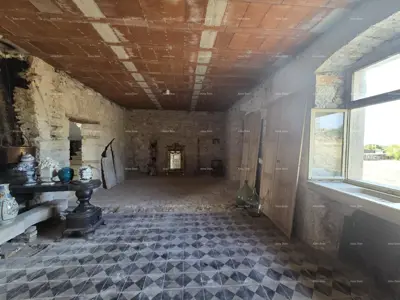 Povijesna nekretnina u Mutvoranu, 2.980 m² zemljišta i potencijal - 7