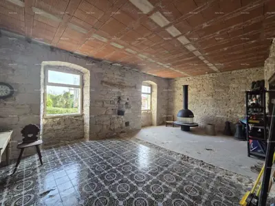 Povijesna nekretnina u Mutvoranu, 2.980 m² zemljišta i potencijal - 3