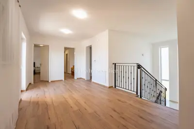 Haus 323 m², Dobrinj - Neubau mit Pool - 20