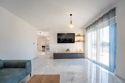Haus 323 m², Dobrinj - Neubau mit Pool - 14