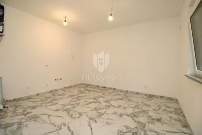 Apartment 75 m², Jurdani - 2 bedrooms and terrace - 6
