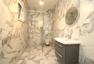Apartment 75 m², Jurdani - 2 bedrooms and terrace - 10