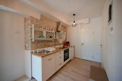 Apartment 31 m², Rovinj - old town, ground floor - 8