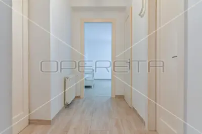 Stan za najam u strogom Centru, ul. Šandora Brešćenskog, 39,65 m² - 9