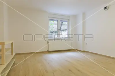 Stan za najam u strogom Centru, ul. Šandora Brešćenskog, 39,65 m² - 3