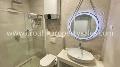 Apartment 80 m², Split - renovated in the center with parking space - 8