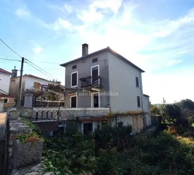 Kuća 240 m², Dobrinj - pogled na more i prirodu