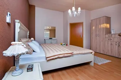 Haus 175 m², Baderna, Pool und ruhige Siedlung - 20
