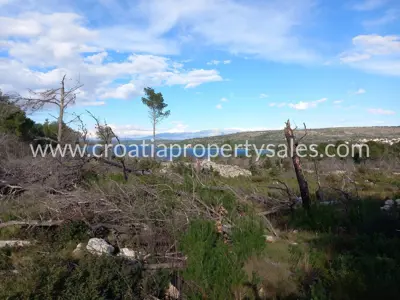 Grundstück, Brač, 23 748 m², 285 000 € - 8