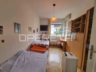 House, Trešnjevka - Sjever, quiet street and excellent location - 8