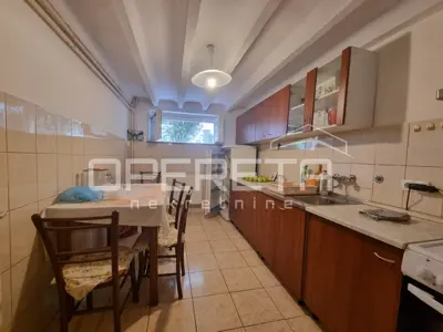 House, Trešnjevka - Sjever, quiet street and excellent location - 19