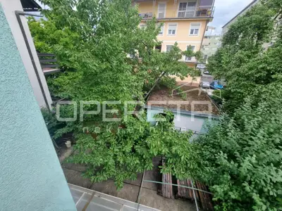 House, Trešnjevka - Sjever, quiet street and excellent location - 12