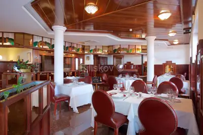 Hotel 1 278 m², Pula - Veruda, luxuriöse Villa - 12