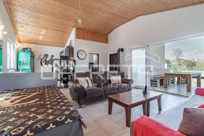 House 84 m², Valtura - peaceful single-storey house in greenery - 3