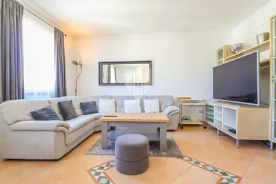 Stan u Rovinju, 2 spavaće sobe i loggia