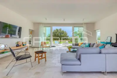 Prava mediteranska vila, 250 m², s pogledom na more i unutarnjim, grijanim bazeno - 7