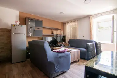 Haus zum Kauf in Lukeži, 90 m² - 8