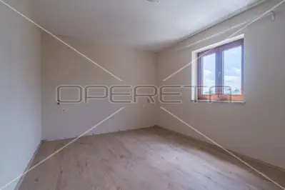 House for sale in Kaštelir, 170 m² - 9