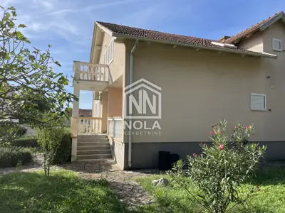 Kuća u Vodicama, 1.185 m² parcele i veliko dvorište - 15