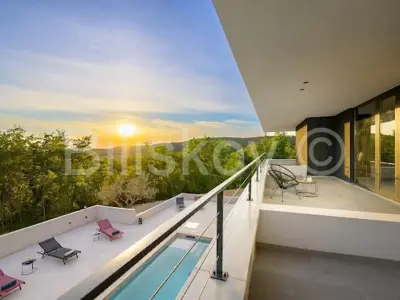 Zu verkaufen, Grožnjan, Luxus-Designervilla mit Swimmingpool, Parkplatz - 18