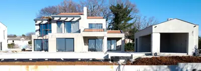 House for sale in Selina, 300 m²