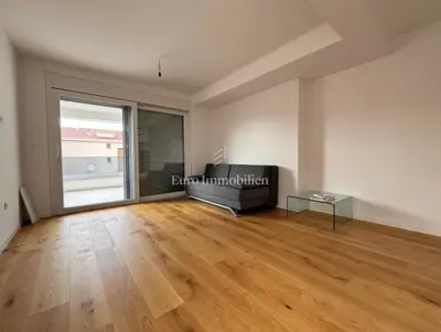 Apartment 74 m², Stara Novalja - sea view and two terraces - 2