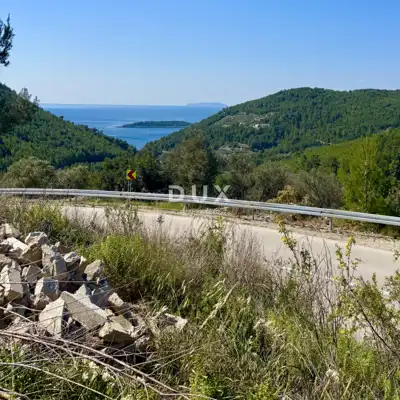 Land 957 m², Blato - sea view