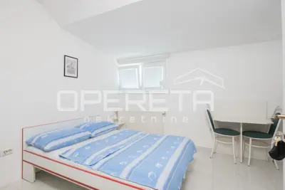 Haus zum Kauf in Centar, 430 m² - 2