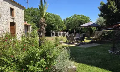 Haus 175 m², Krnica - 2 km vom Meer entfernt, renoviert
