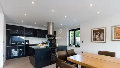 Vila 350 m² u Crikvenici, unutarnji bazen i sauna - 9