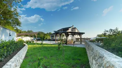 Vila 350 m² u Crikvenici, unutarnji bazen i sauna - 5