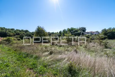 Zemljište 2.093 m², Sveti Lovreč - mirno selo kod plaža - 5