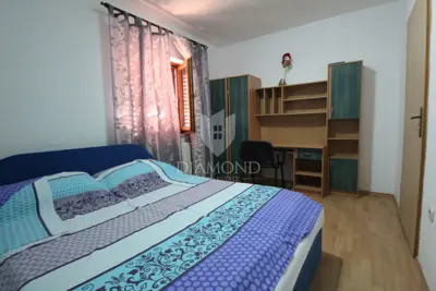 Labin, etaža kuće s 3 stana - 9