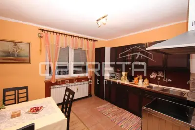 Haus 200 m², Donji Oštri Vrh Ozaljski - ruhige Lage - 3