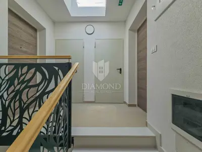Stan 64 m², Umag - 2 spavaće sobe i terasa s pogledom na more - 10