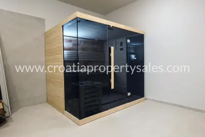 Vila 550 m², Omiš - prva linija do mora - 8