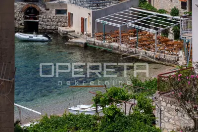 House 118 m², Komiža, first row to the sea - 18