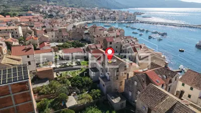 House 118 m², Komiža, first row to the sea - 21