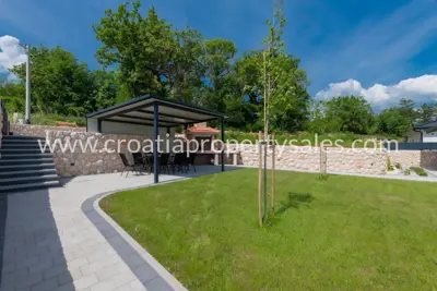 Vila 1200 m², Makarska - moderno uređena i opremljena - 6