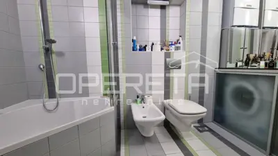 Wohnung zum Kauf in Trešnjevka, 123 m² - 2