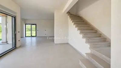 Poreč, okolica - vila u izgradnji - 8