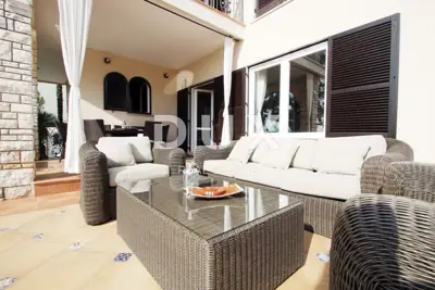 Istria, Umag - Unique villa with pool, first row to the sea - 12