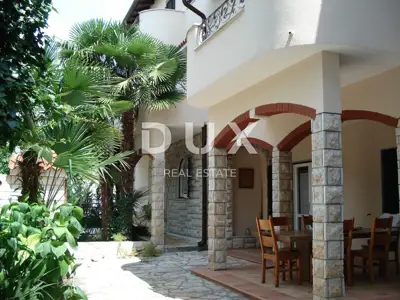 Istria, Umag - Unique villa with pool, first row to the sea - 13