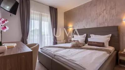 Gewerbe- und Wohngebäude 578 m², Malinska, erste Reihe zum Meer - 6